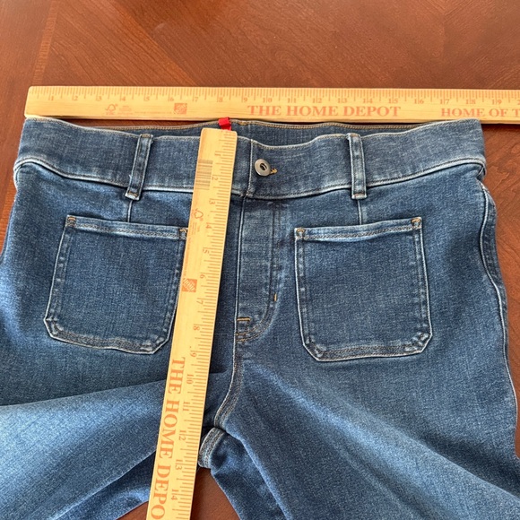 Spanx sculpting pull on flare leg Women's Blue Jeans high rise 1 X pockets - Picture 8 of 9